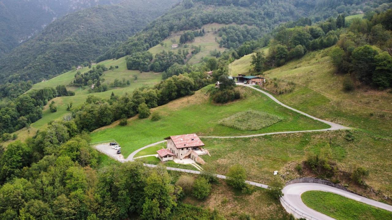 Agriturismo Piane Ono Degno エクステリア 写真